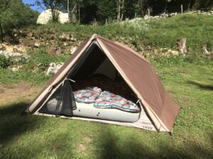 La tente équipée