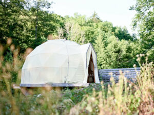 L'insolite<br />dôme géodésique